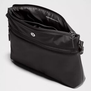 lululemon athletica Black Crossbody Bag NWOT